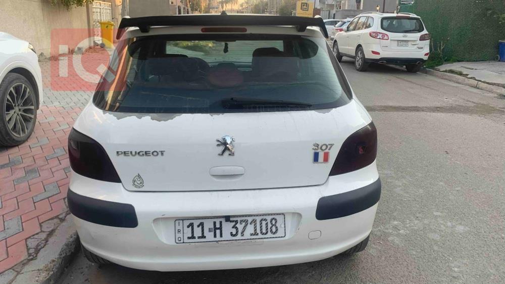 بيجو 307